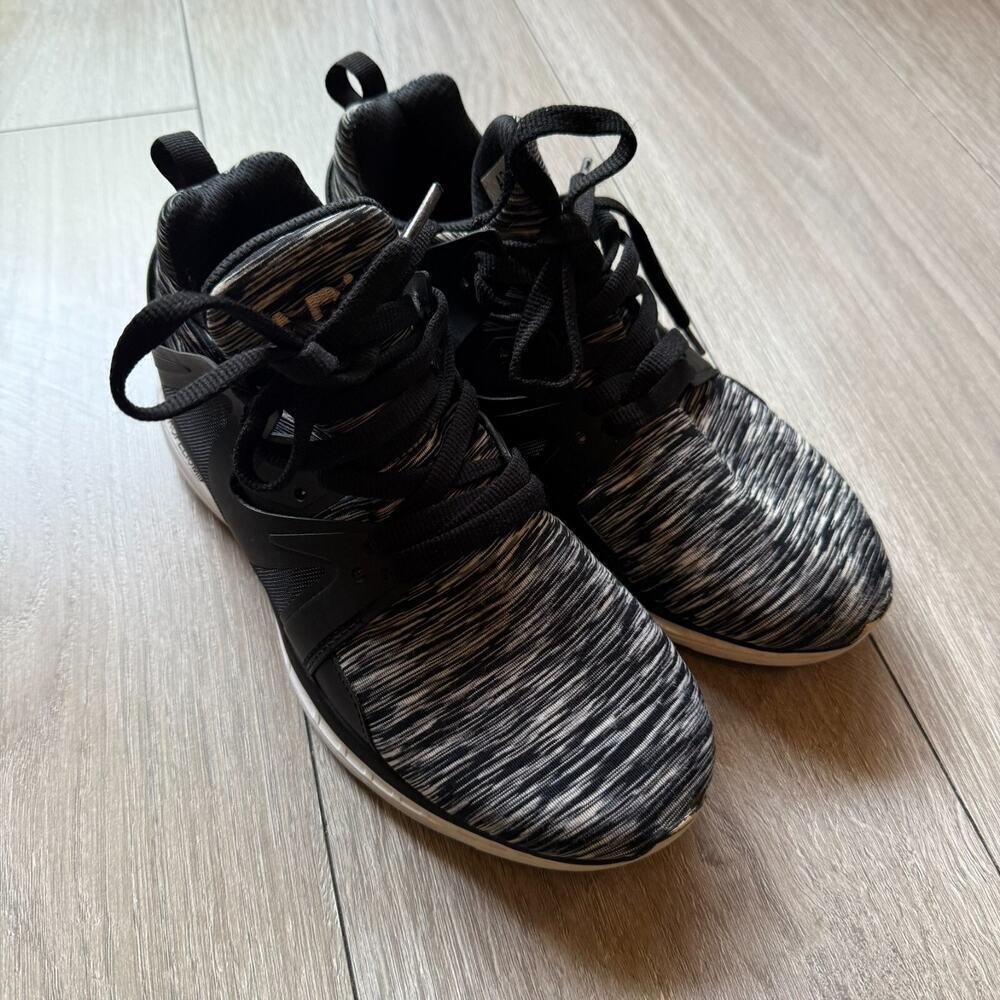 APL Lululemon TechLoom Ascend Shoe Womens Sz 7 Black & White Propelium